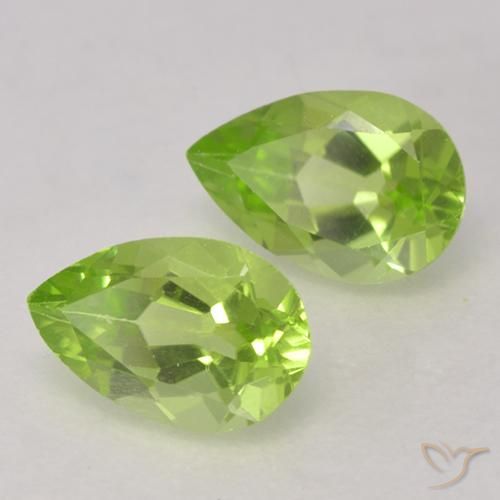 Shop natural 0.84ct 薄いライブリーグリーン ペリドット gems, 洋梨の形, from 中国 at GemSelect. In stock, global shipping!