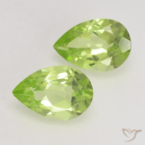 Shop natural 0.86ct 薄いライブリーグリーン ペリドット gems, 洋梨の形, from 中国 at GemSelect. In stock, global shipping!