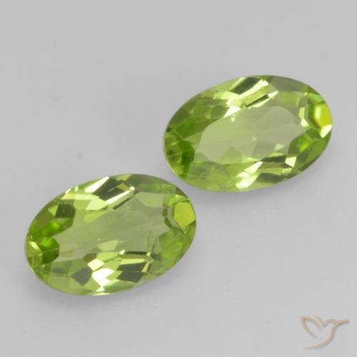 Shop natural 0.94ct ライブリーグリーン ペリドット gems, 楕円形, from 中国 at GemSelect. In stock, global shipping!