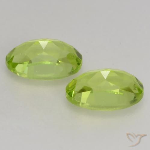 Shop natural 1.13ct ライブリーグリーン ペリドット gems, 楕円形, from 中国 at GemSelect. In stock, global shipping!
