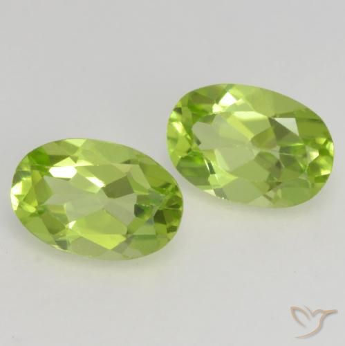 Shop natural 0.93ct 薄いライブリーグリーン ペリドット gems, 楕円形, from 中国 at GemSelect. In stock, global shipping!