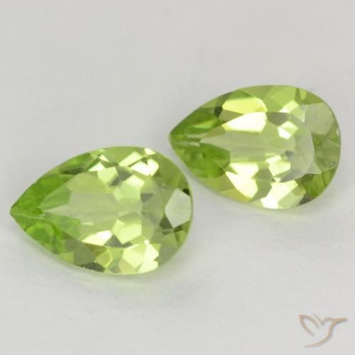 Shop natural 0.87ct 薄いライブリーグリーン ペリドット gems, 洋梨の形, from 中国 at GemSelect. In stock, global shipping!