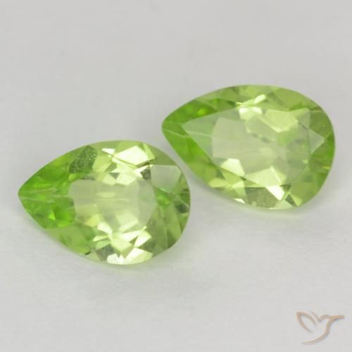 Shop natural 0.78ct 薄いライブリーグリーン ペリドット gems, 洋梨の形, from 中国 at GemSelect. In stock, global shipping!