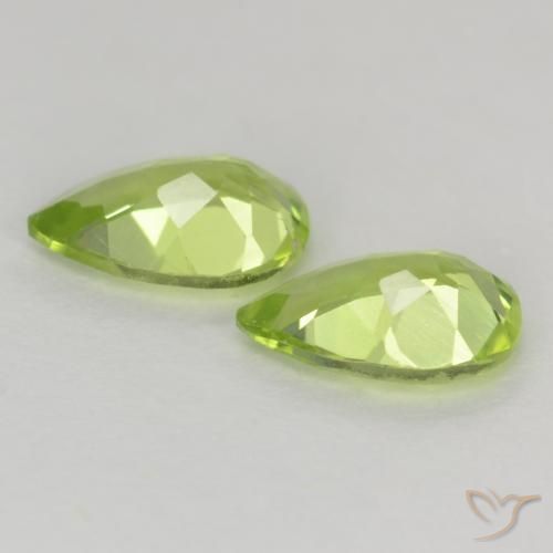 Shop natural 0.81ct 薄いライブリーグリーン ペリドット gems, 洋梨の形, from 中国 at GemSelect. In stock, global shipping!
