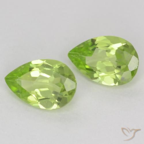 Shop natural 0.80ct 薄いライブリーグリーン ペリドット gems, 洋梨の形, from 中国 at GemSelect. In stock, global shipping!
