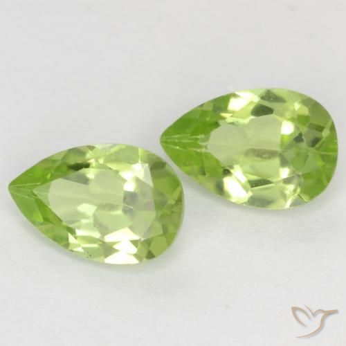 Shop natural 0.88ct 薄いライブリーグリーン ペリドット gems, 洋梨の形, from 中国 at GemSelect. In stock, global shipping!