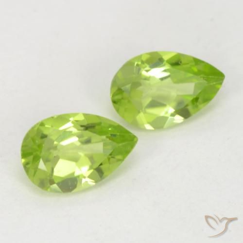 Shop natural 0.96ct 薄いライブリーグリーン ペリドット gems, 洋梨の形, from 中国 at GemSelect. In stock, global shipping!