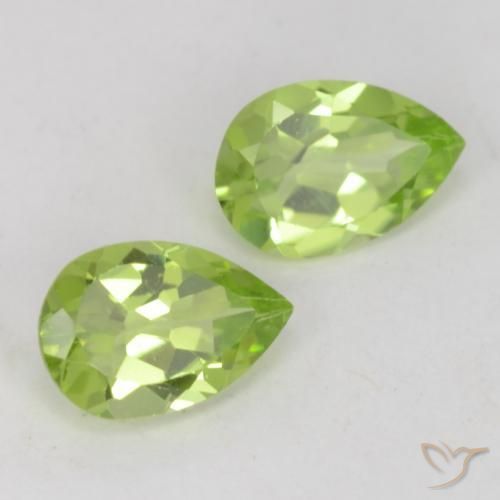 Shop natural 0.83ct 薄いライブリーグリーン ペリドット gems, 洋梨の形, from 中国 at GemSelect. In stock, global shipping!