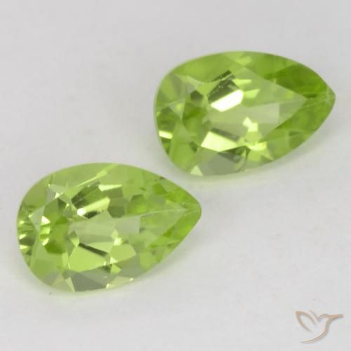 Shop natural 0.93ct 薄いライブリーグリーン ペリドット gems, 洋梨の形, from 中国 at GemSelect. In stock, global shipping!