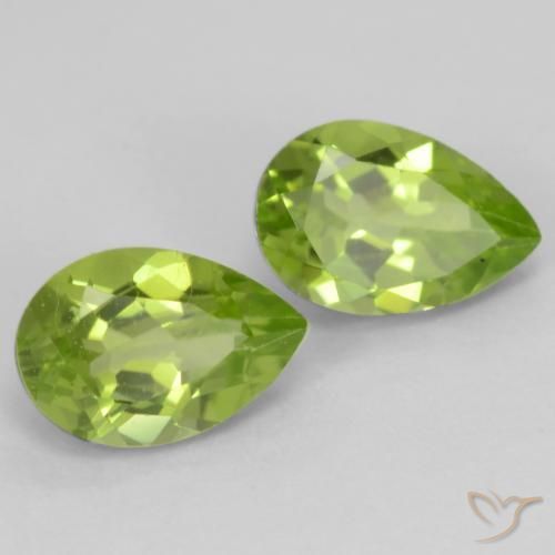 Shop natural 0.97ct 薄いライブリーグリーン ペリドット gems, 洋梨の形, from 中国 at GemSelect. In stock, global shipping!