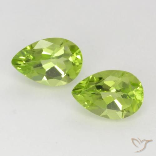Shop natural 0.88ct 薄いライブリーグリーン ペリドット gems, 洋梨の形, from 中国 at GemSelect. In stock, global shipping!