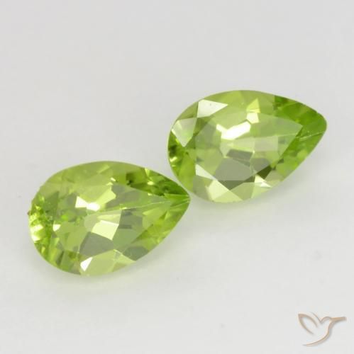 Shop natural 0.88ct 薄いライブリーグリーン ペリドット gems, 洋梨の形, from 中国 at GemSelect. In stock, global shipping!