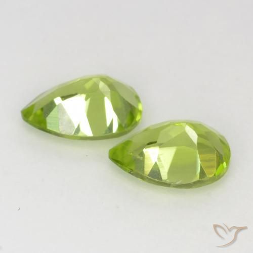 Shop natural 0.93ct ミディアムグリーン ペリドット gems, 洋梨の形, from 中国 at GemSelect. In stock, global shipping!