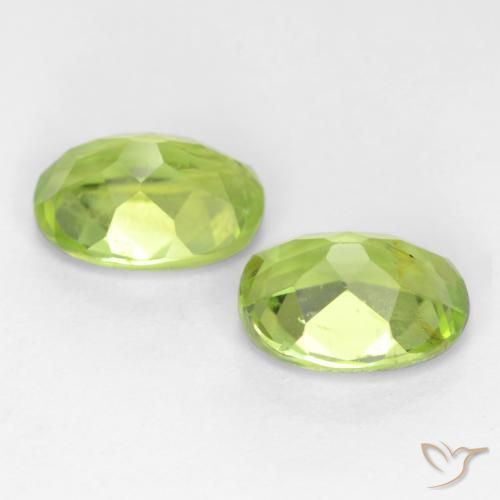 Shop natural 2.70ct 薄いライブリーグリーン ペリドット gems, 楕円形, from 中国 at GemSelect. In stock, global shipping!