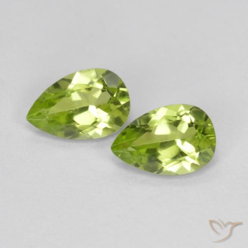 Shop natural 0.93ct ライブリーグリーン ペリドット gems, 洋梨の形, from 中国 at GemSelect. In stock, global shipping!