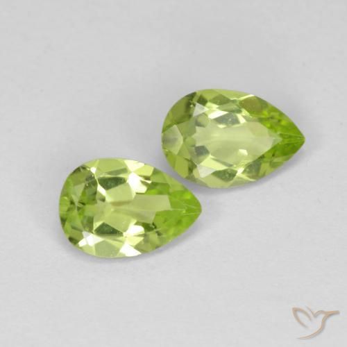 Shop natural 0.82ct ライブリーグリーン ペリドット gems, 洋梨の形, from 中国 at GemSelect. In stock, global shipping!