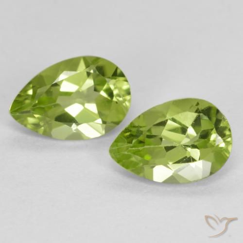 Shop natural 0.86ct ミディアムグリーン ペリドット gems, 洋梨の形, from 中国 at GemSelect. In stock, global shipping!