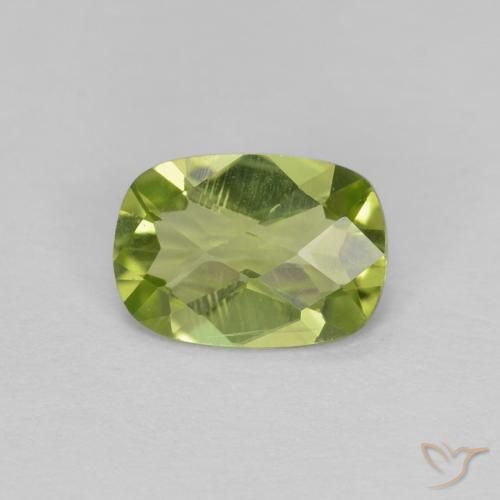 0.78ct 天然 ミディアムグリーン ペリドット, クッション, VVS-VS