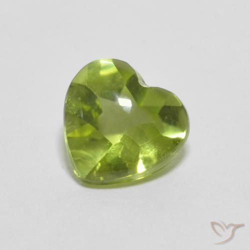 0.84ct 天然 ライブリーグリーン ペリドット, 心臓, 透明