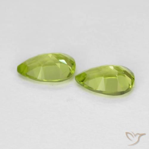 Shop natural 0.91ct ライブリーグリーン ペリドット gems, 洋梨の形, from 中国 at GemSelect. In stock, global shipping!