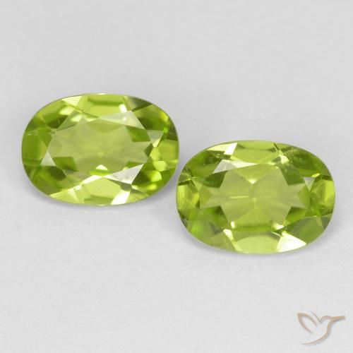 Shop natural 1.69ct ライブリーグリーン ペリドット gems, 楕円形, from 中国 at GemSelect. In stock, global shipping!