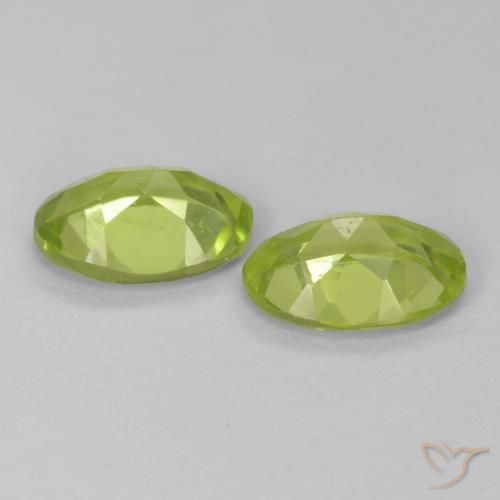 Shop natural 1.54ct ライブリーグリーン ペリドット gems, 楕円形, from 中国 at GemSelect. In stock, global shipping!