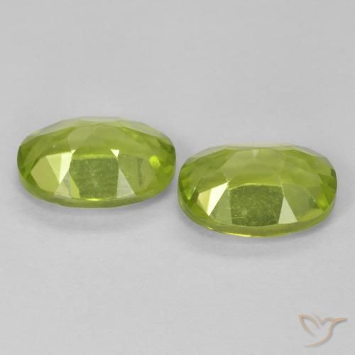 Shop natural 1.89ct ライブリーグリーン ペリドット gems, 楕円形, from 中国 at GemSelect. In stock, global shipping!