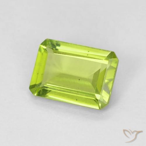 0.99カラットの天然鮮やかなグリーンペリドット、八角形 / エメラルドカット、VS