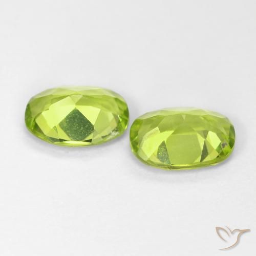 Shop natural 1.67ct ミディアムグリーン ペリドット gems, 楕円形, from 中国 at GemSelect. In stock, global shipping!
