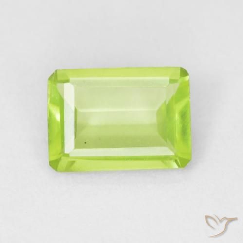 0.85ct 天然 ミディアムグリーン ペリドット, エメラルドカット, VVS