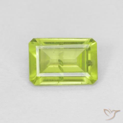 0.86ct 天然 ミディアムグリーン ペリドット, エメラルドカット, VS