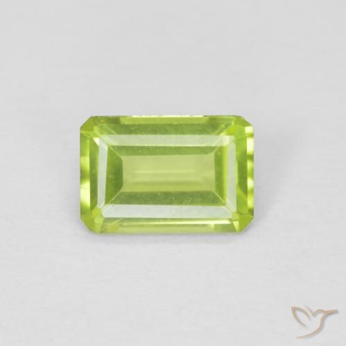 0.53ct 天然 鮮やかなグリーン ペリドット, エメラルドカット, VVS-VS