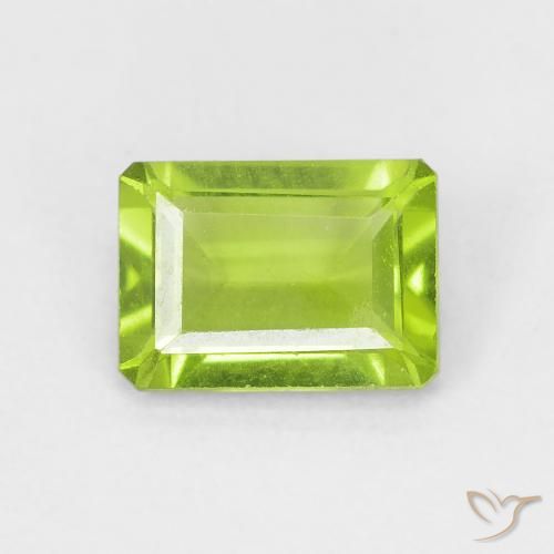1.08ct 天然 鮮やかなグリーン ペリドット, エメラルドカット, VVS-VS