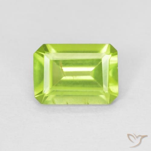0.99ct 天然 鮮やかなグリーン ペリドット, エメラルドカット, VS
