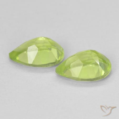 Shop natural 0.91ct ライブリーグリーン ペリドット gems, 洋梨の形, from 中国 at GemSelect. In stock, global shipping!