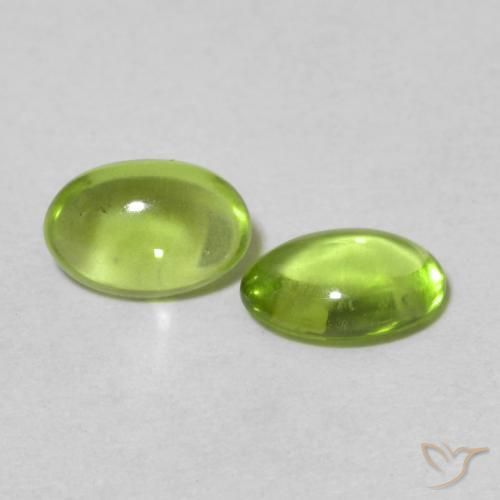 Shop natural 0.93ct ミディアムグリーン ペリドット gems, 楕円形, from 中国 at GemSelect. In stock, global shipping!