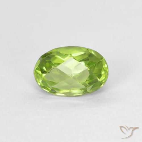 0.68ct 天然 薄いライブリーグリーン ペリドット, 楕円形, VVS-VS
