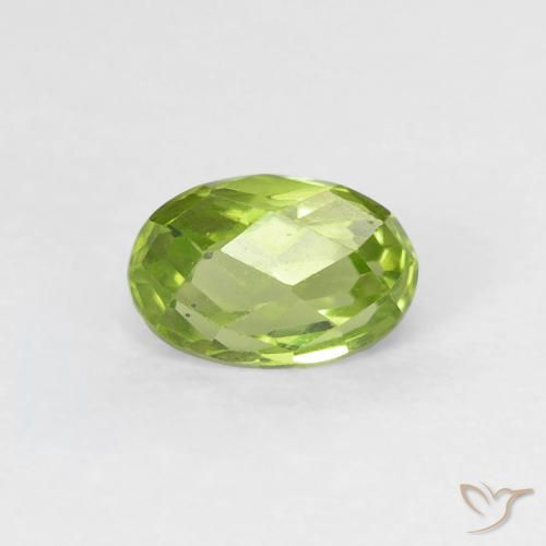 0.68ct 天然 鮮やかなグリーン ペリドット, 楕円形, VVS-VS