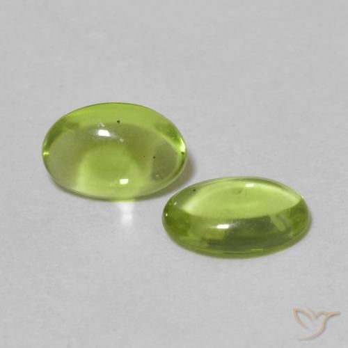 Shop natural 0.87ct ライブリーグリーン ペリドット gems, 楕円形, from 中国 at GemSelect. In stock, global shipping!