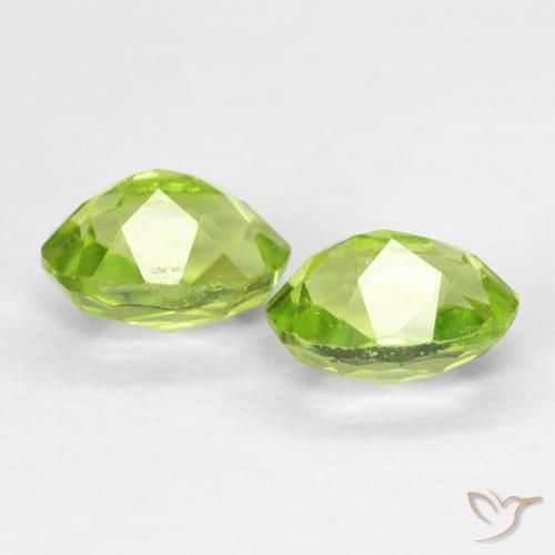 Shop natural 1.36ct ミディアムグリーン ペリドット gems, 楕円形, from 中国 at GemSelect. In stock, global shipping!