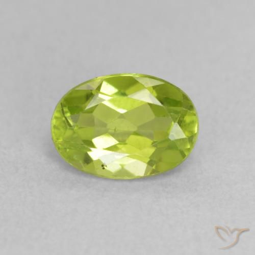 0.95ct 天然 ミディアムグリーン ペリドット, 楕円形, VS