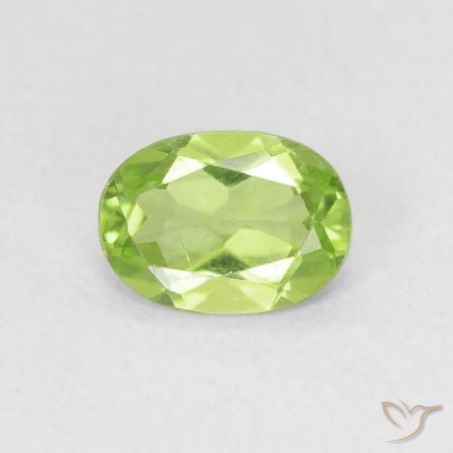 0.78ct 天然 薄いライブリーグリーン ペリドット, 楕円形, VVS