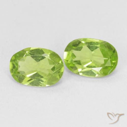 Shop natural 1.62ct 薄いライブリーグリーン ペリドット gems, 楕円形, from 中国 at GemSelect. In stock, global shipping!