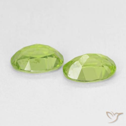 Shop natural 1.64ct 薄いライブリーグリーン ペリドット gems, 楕円形, from 中国 at GemSelect. In stock, global shipping!