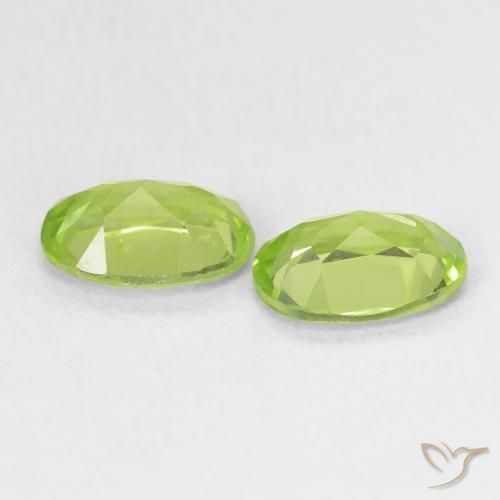 Shop natural 1.62ct 薄いライブリーグリーン ペリドット gems, 楕円形, from 中国 at GemSelect. In stock, global shipping!