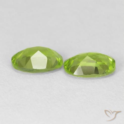 Shop natural 1.66ct ミディアムグリーン ペリドット gems, 楕円形, from 中国 at GemSelect. In stock, global shipping!