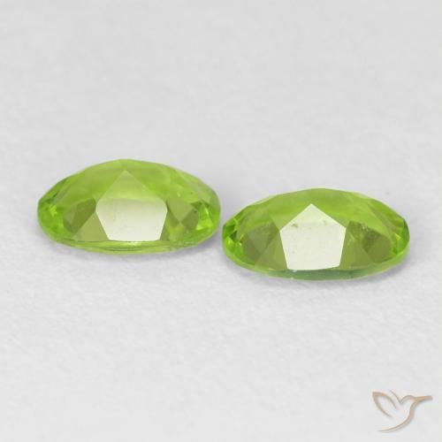 Shop natural 1.61ct ライブリーグリーン ペリドット gems, 楕円形, from 中国 at GemSelect. In stock, global shipping!