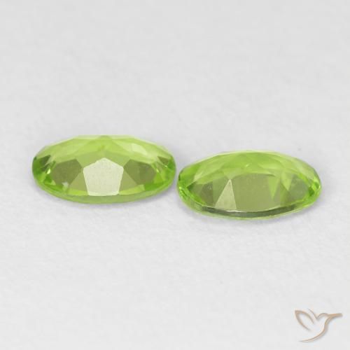 Shop natural 1.33ct ミディアムグリーン ペリドット gems, 楕円形, from 中国 at GemSelect. In stock, global shipping!