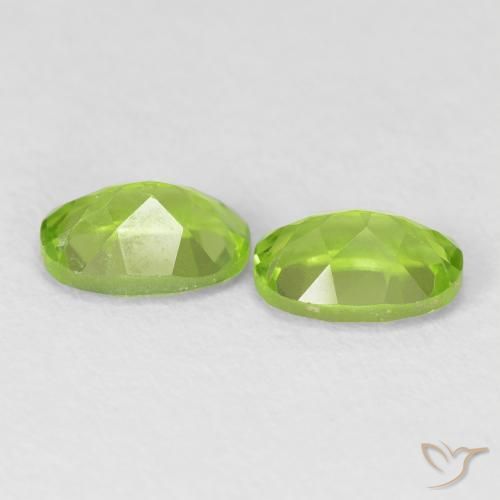 Shop natural 1.92ct ミディアムグリーン ペリドット gems, 楕円形, from 中国 at GemSelect. In stock, global shipping!