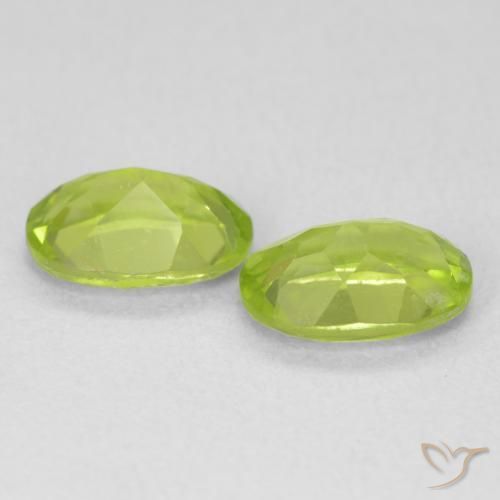 Shop natural 1.79ct 鮮やかなグリーン ペリドット gems, 楕円形, from 中国 at GemSelect. In stock, global shipping!